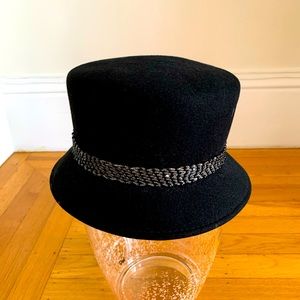 Vintage wool black cloche hat with metallic trim